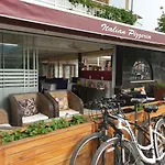Hotel Tulip
